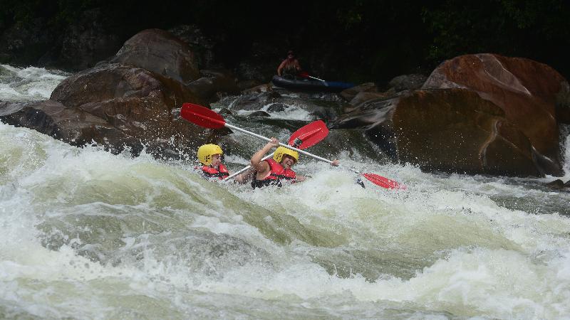 Take a paddle on the wildside in your own Sports Raft. An unforgettable experience of fun, adrenalin and laughter as you navigate through grade 2 and 3 rapids on the stunning Tully River.